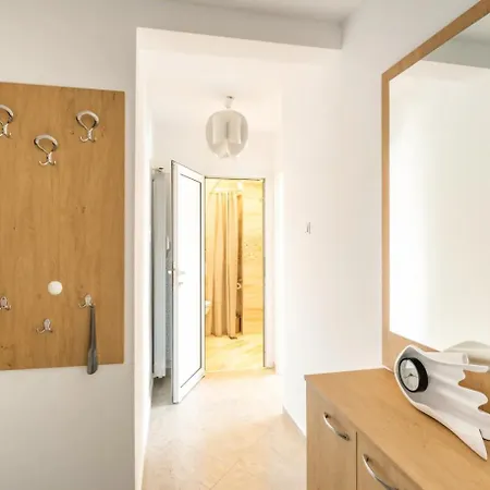 Apartment Lovely 1-bdr With View Of Cathedral *